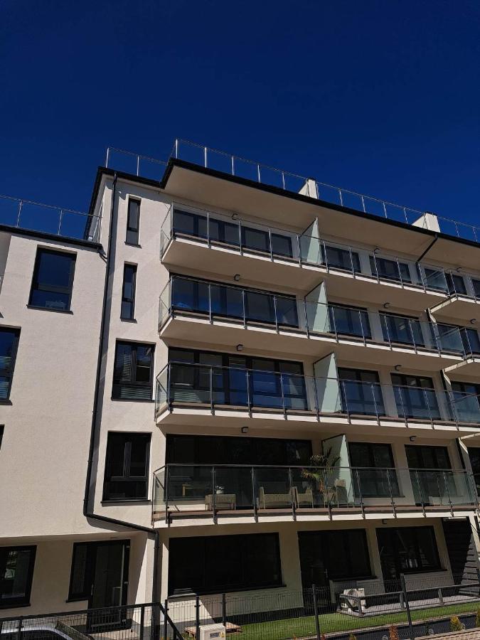 Apartamenty Piaskowe Z Widokiem Na Morze Tarasem Na Dachu Rowy  Eksteriør bilde